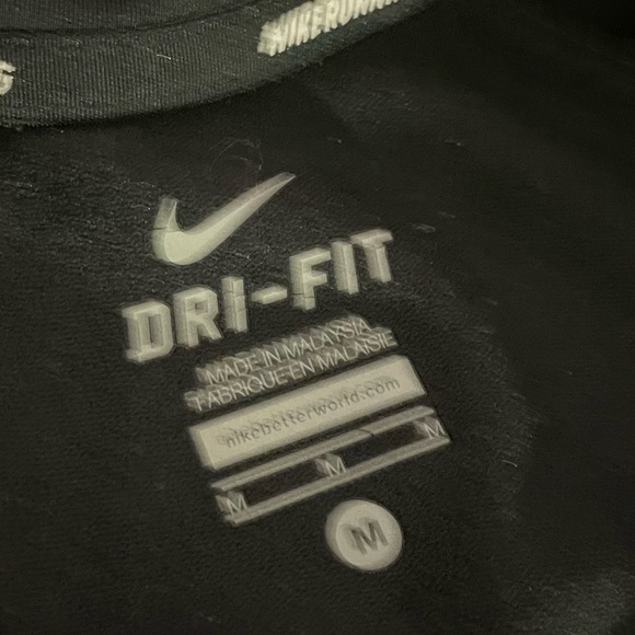Nike Dri Fit Long Sleeve Pull Over - Picture 7 of 14